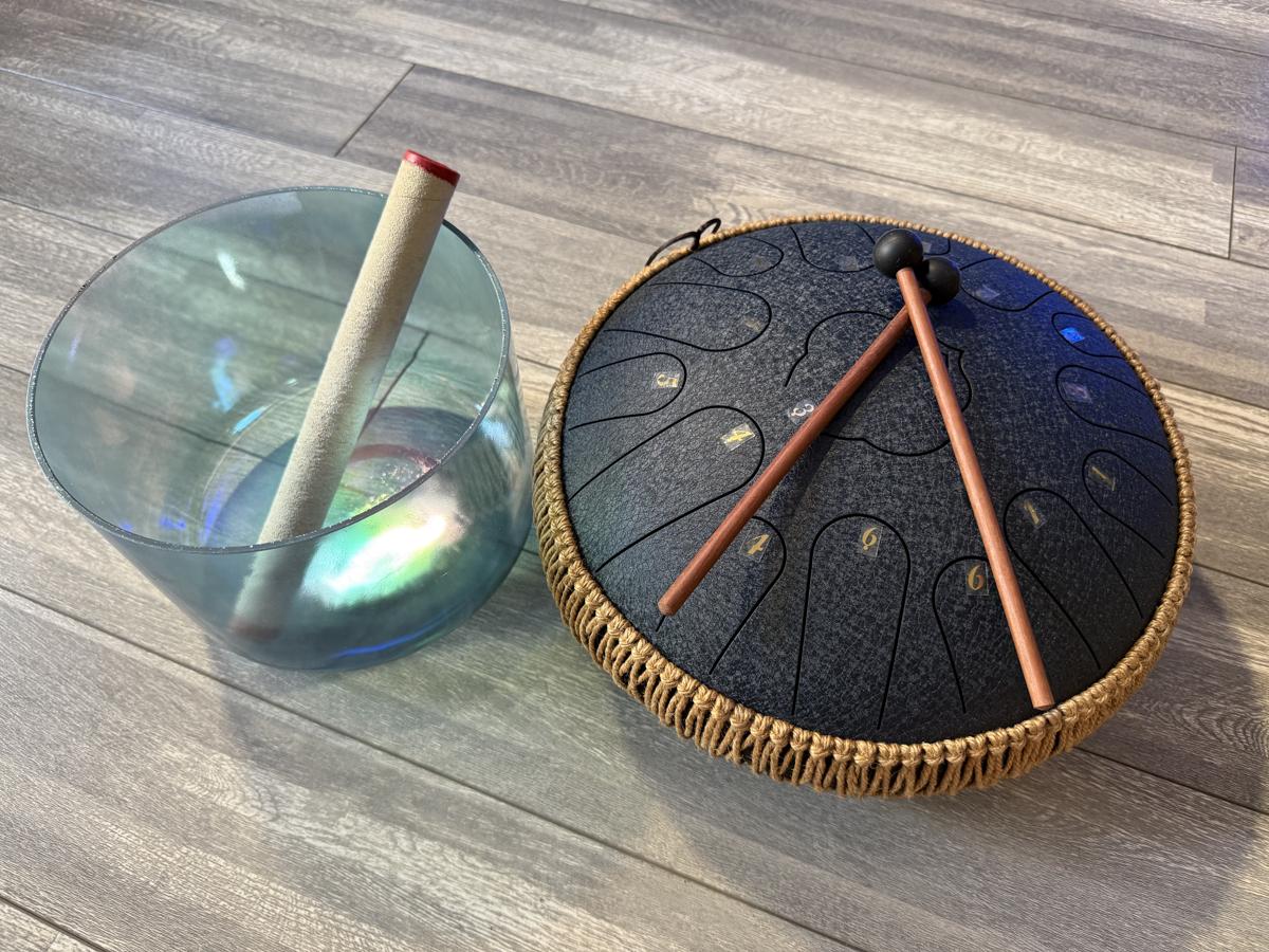 Picture of singing bowl and steel tongue drum